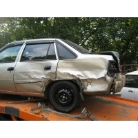 Продам а/м Daewoo Nexia битый